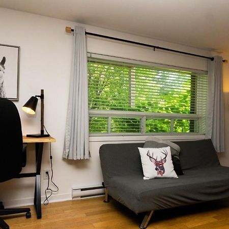 Condo Hotel Au Pied Du Mont Orford Εξωτερικό φωτογραφία