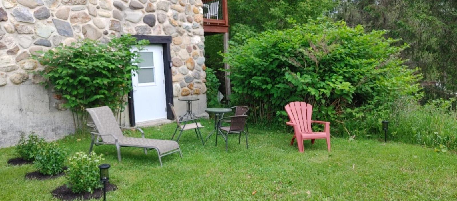 Condo Hotel Au Pied Du Mont Orford Εξωτερικό φωτογραφία