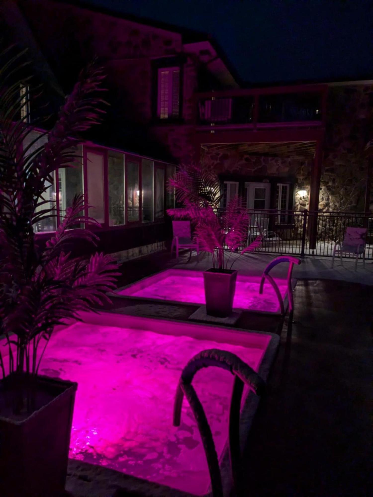 Condo Hotel Au Pied Du Mont Orford Εξωτερικό φωτογραφία